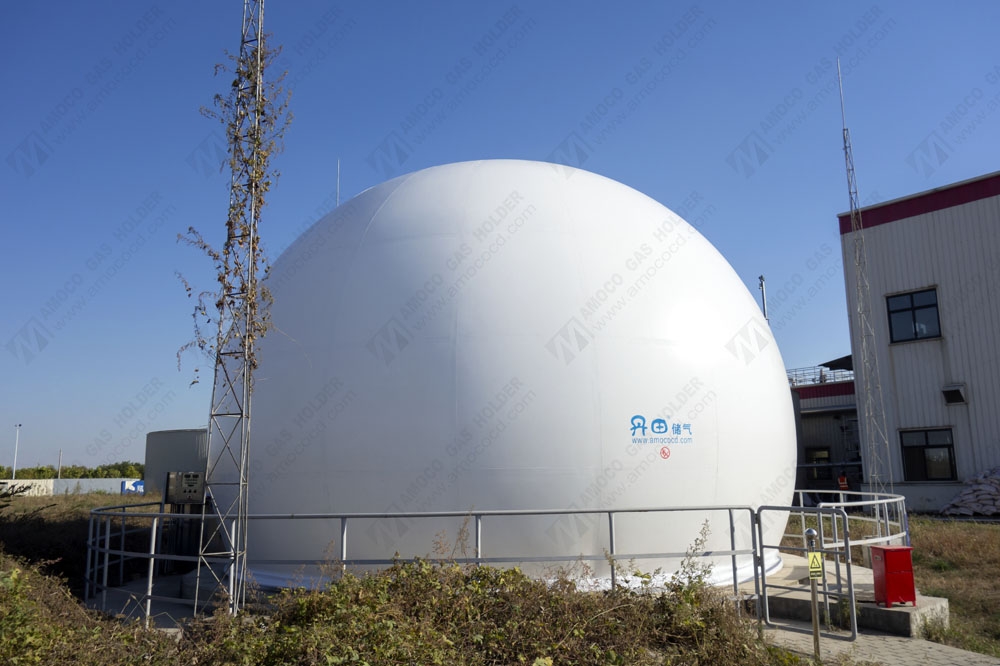 河北保定啤酒廠膜氣柜