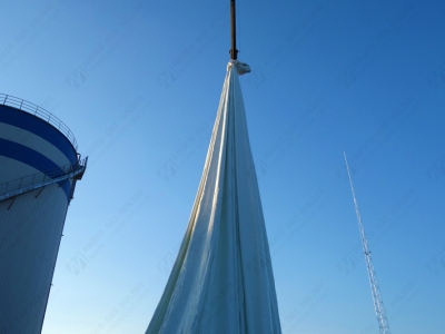 江蘇省徐州市一食品公司雙膜沼氣氣柜正在安裝