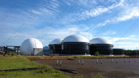 5 sets of double membrane gas holders installation is completed