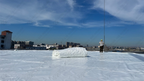 AMOCO is installing a special double membrane biogas holder in Jiangsu Province, China.